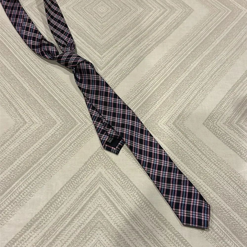 Isaac Mizrahi New York Little Boys Plaid Tie